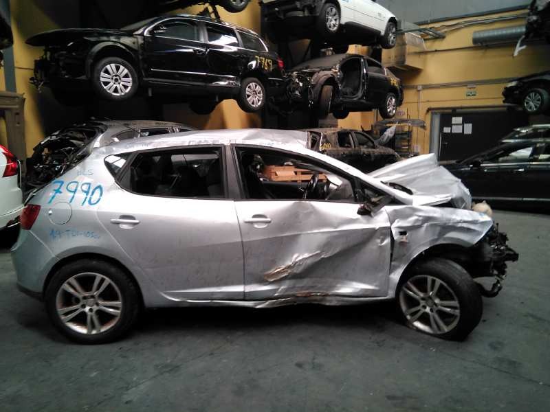 seat ibiza (6j5) del año 2009