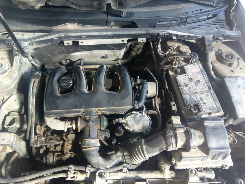 citroën xsara berlina del año 2002