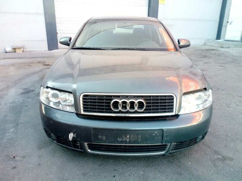 audi a4 berlina (8e) del año 2001