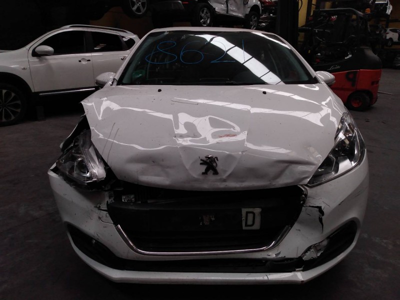 peugeot 208 del año 2015