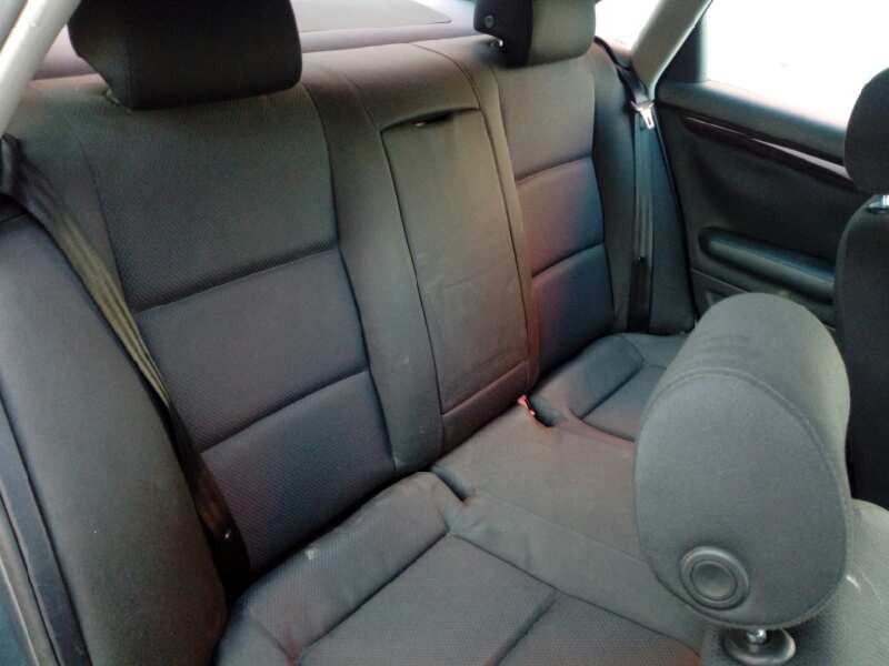 audi a4 berlina (8e) del año 2001