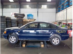 VOLKSWAGEN PASSAT BERLINA (3B2)