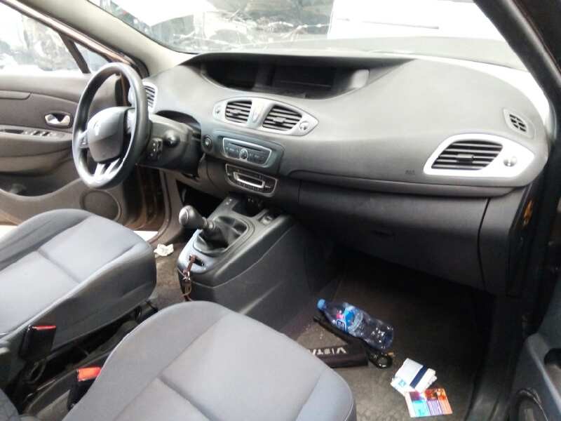 renault scenic iii del año 2009
