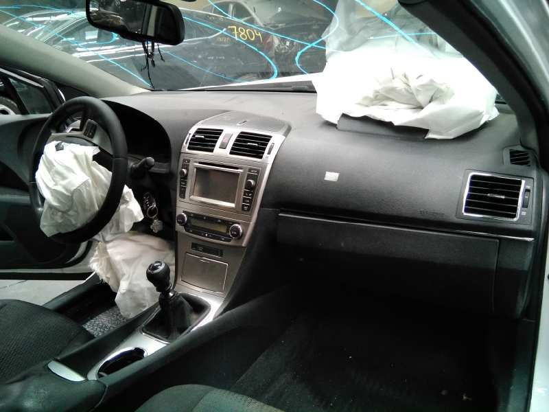 toyota avensis (t27) del año 2006