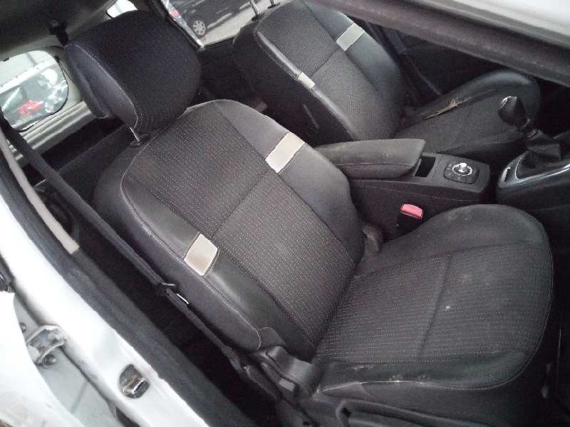 renault scenic iii del año 2012