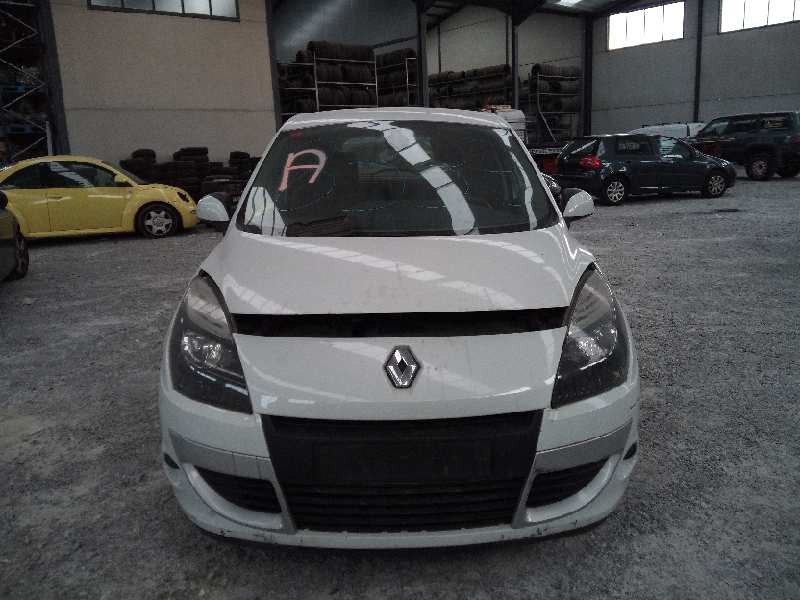 renault scenic iii del año 2012