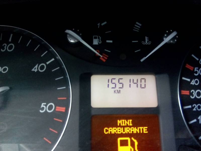renault laguna ii (bg0) del año 2001