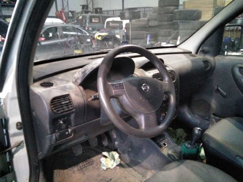 opel combo (corsa c) del año 2008