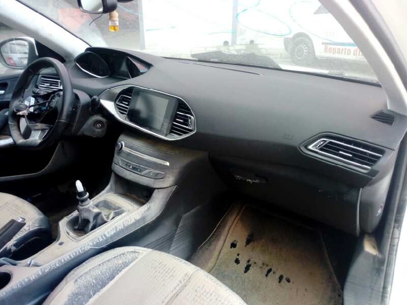 peugeot 308 del año 2019