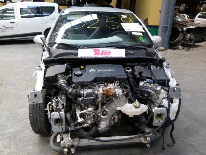 opel corsa e del año 2014