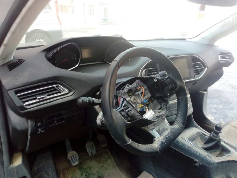 peugeot 308 del año 2019
