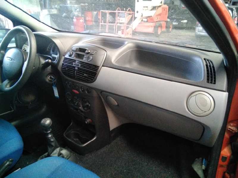 fiat punto berlina (188) del año 2000