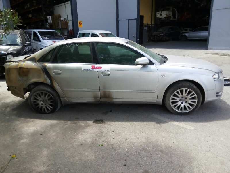 audi a4 berlina (8e) del año 2004