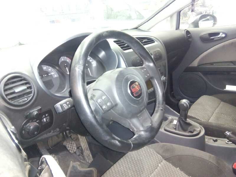 seat leon (1p1) del año 2008