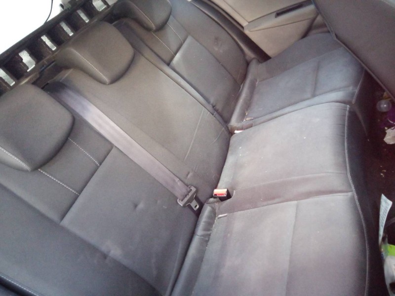 renault megane iii berlina 5 p del año 2011
