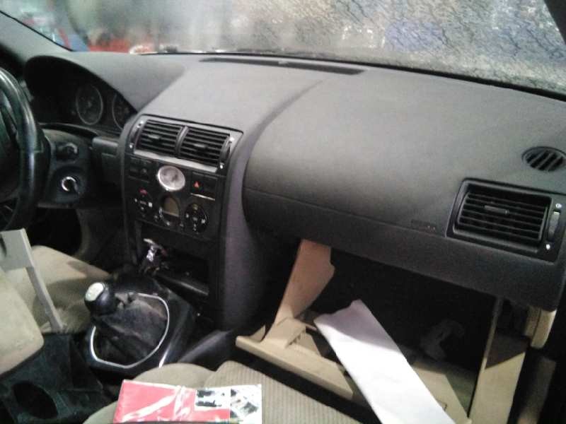 ford mondeo berlina (ge) del año 2002