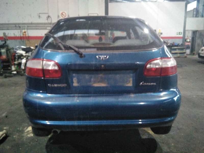 daewoo lanos del año 1999