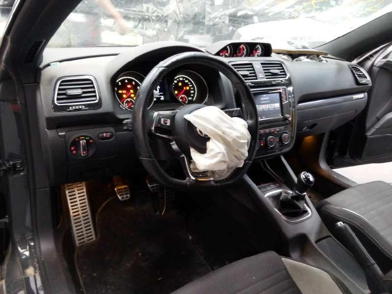 volkswagen scirocco (138) del año 2016