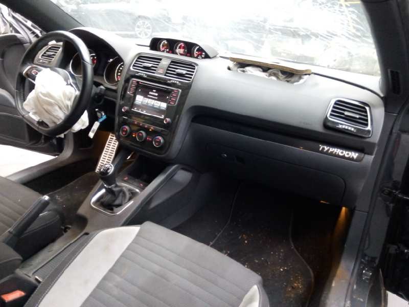 volkswagen scirocco (138) del año 2016