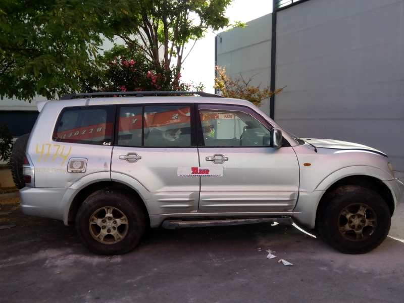 mitsubishi montero (v60/v70) del año 2001