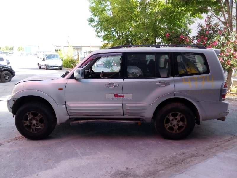 mitsubishi montero (v60/v70) del año 2001