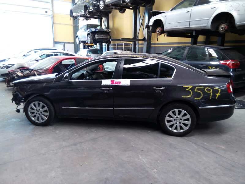 volkswagen passat berlina (3c2) del año 2007