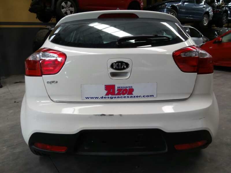 kia rio del año 2013