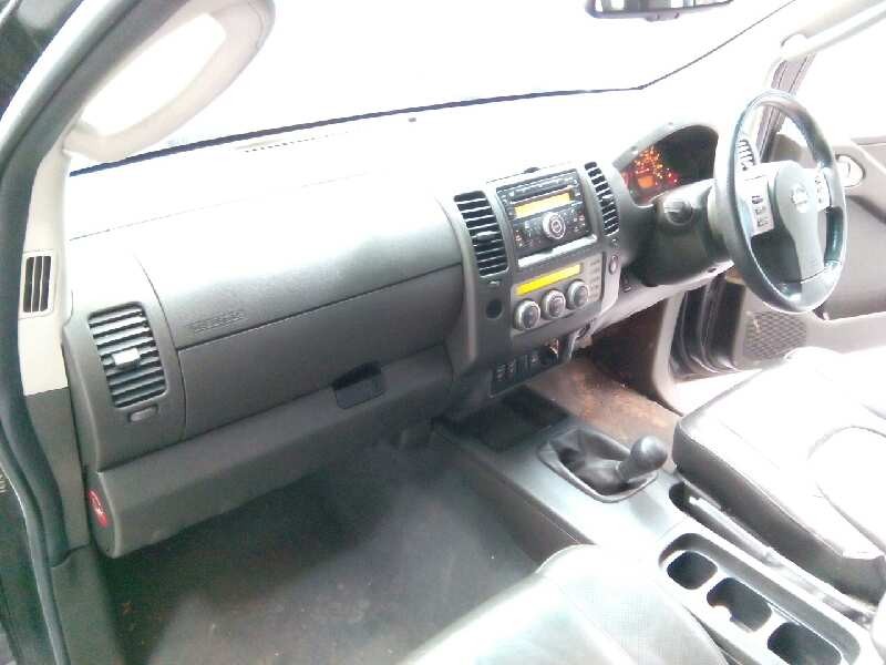 nissan navara pick-up (d40m) del año 1950