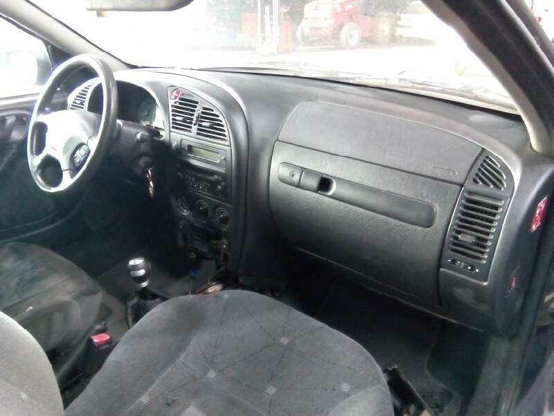 citroën xsara berlina del año 2001
