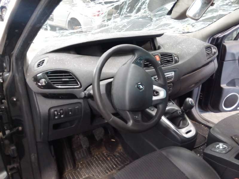 renault scenic iii del año 2011