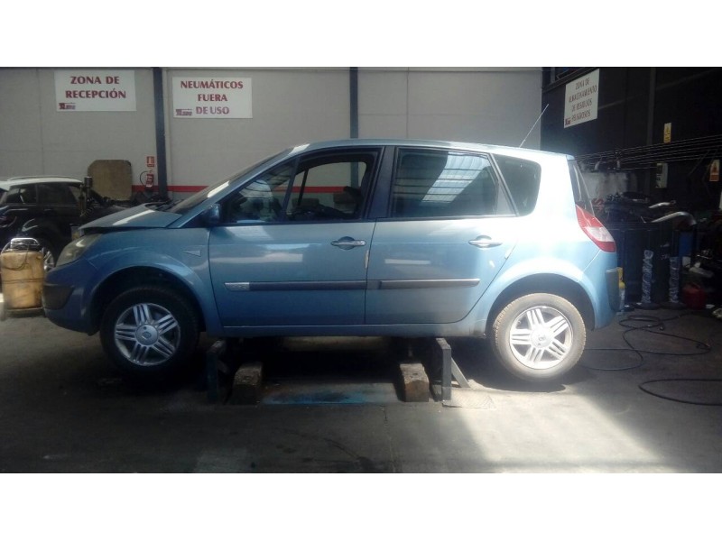 renault scenic ii del año 2004