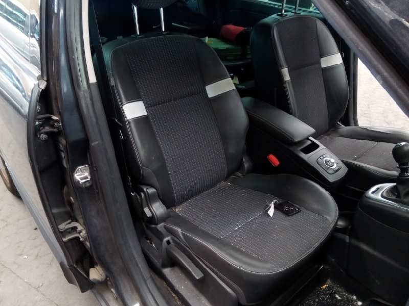 renault scenic iii del año 2011