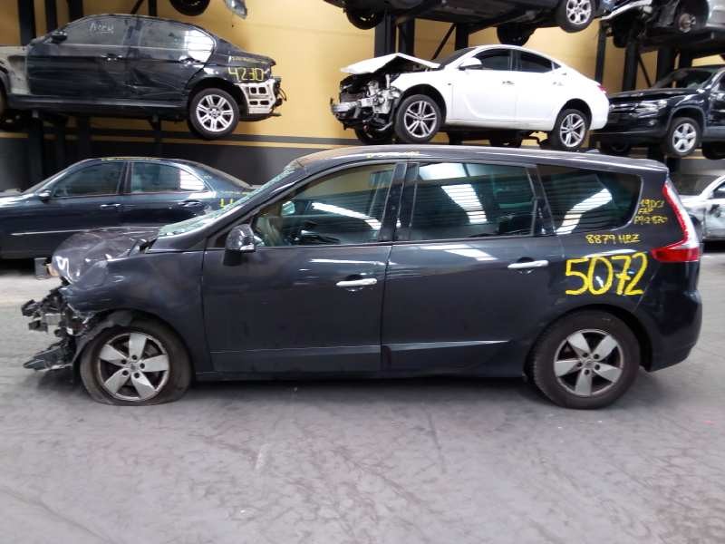 renault scenic iii del año 2011