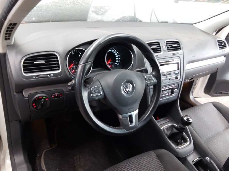 volkswagen golf vi (5k1) del año 2008