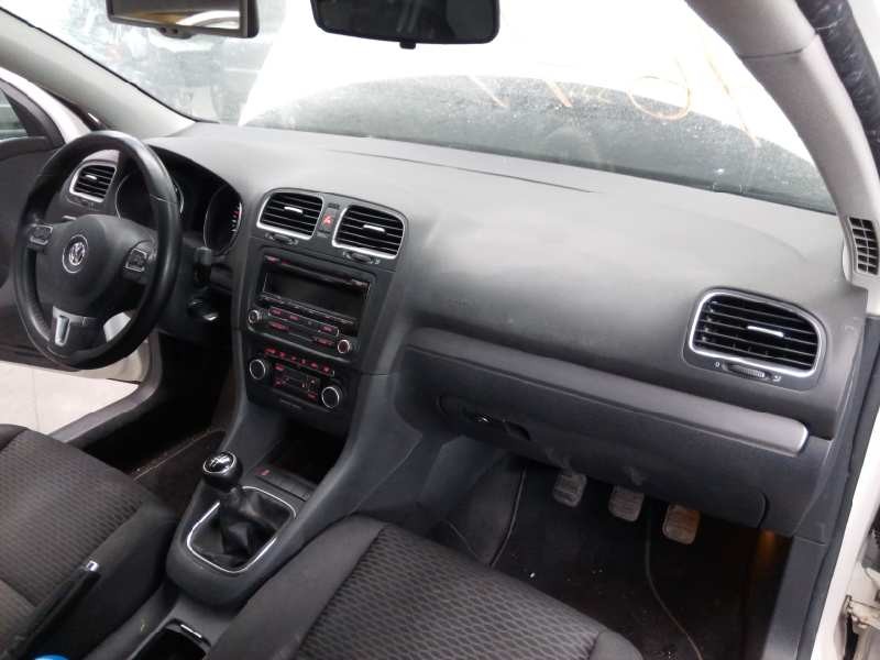volkswagen golf vi (5k1) del año 2008
