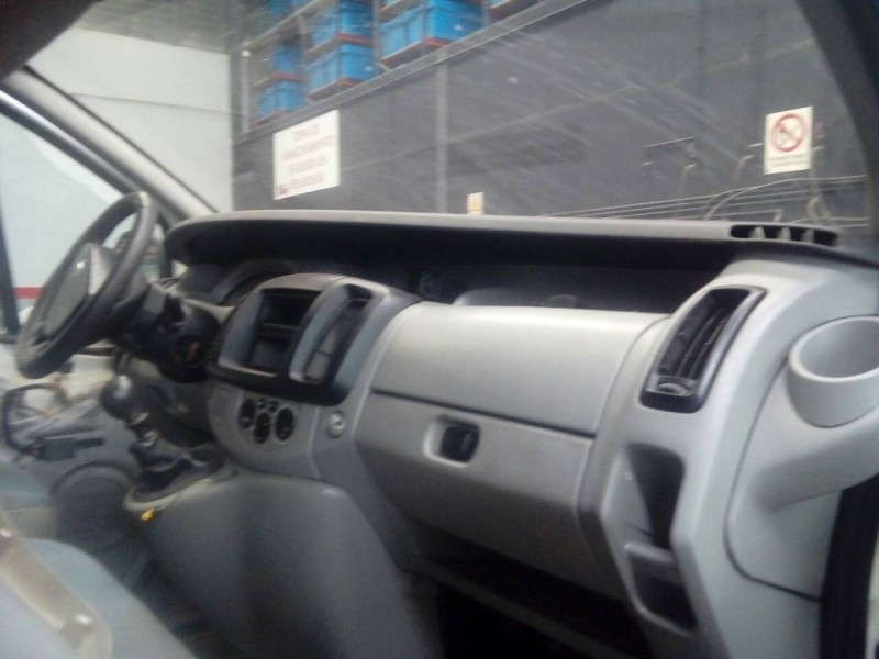 nissan primastar (x83) del año 2005