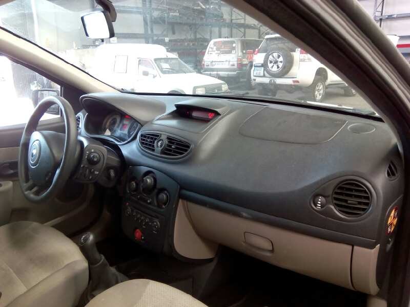 renault clio iii del año 2005