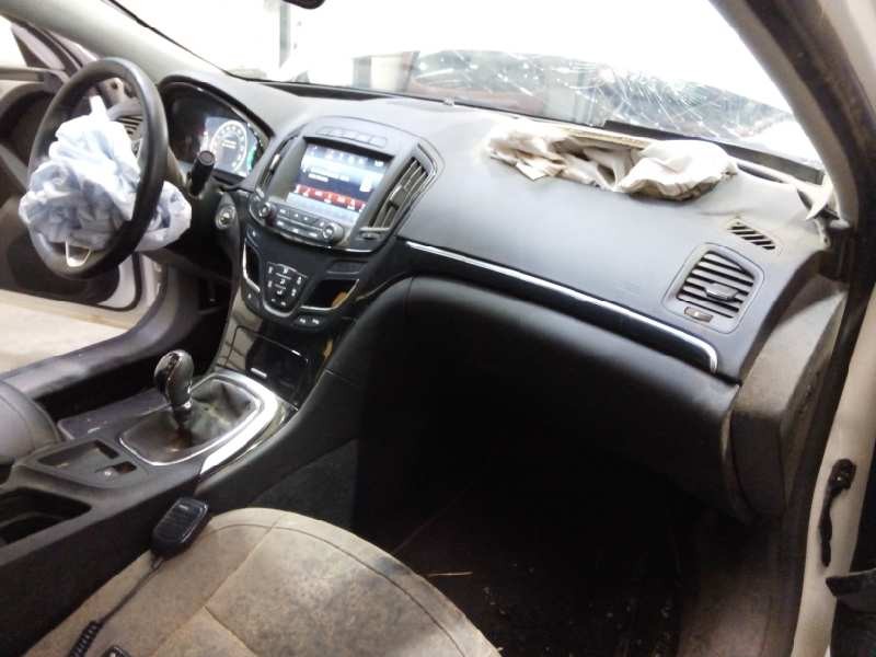 opel insignia berlina del año 2016
