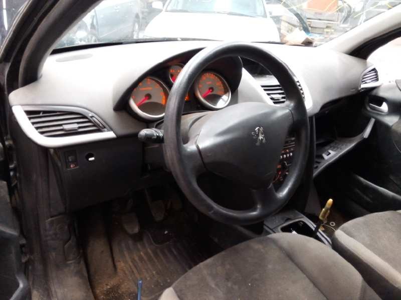 peugeot 207 del año 2007