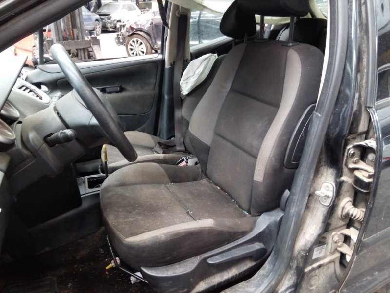 peugeot 207 del año 2007