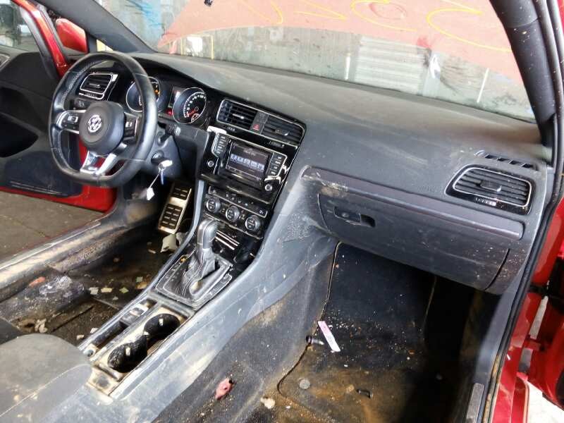 volkswagen golf vii lim. del año 2015
