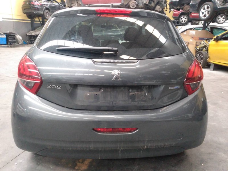 peugeot 208 del año 2016