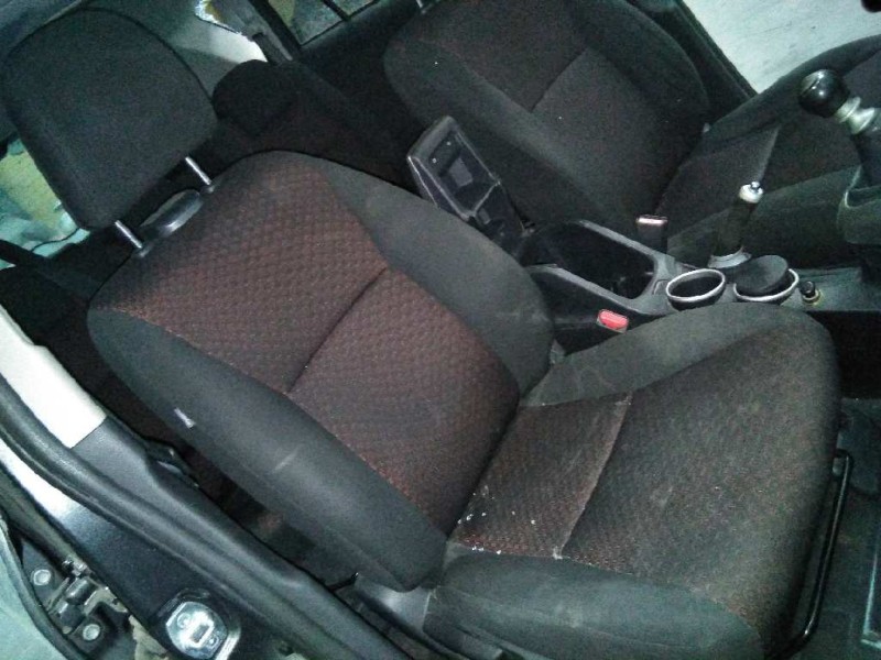 toyota verso del año 2011