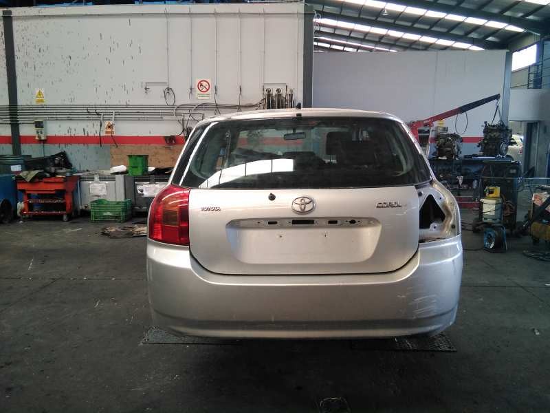 toyota corolla (e12) del año 2003