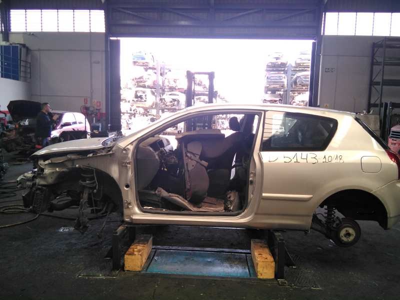 toyota corolla (e12) del año 2003