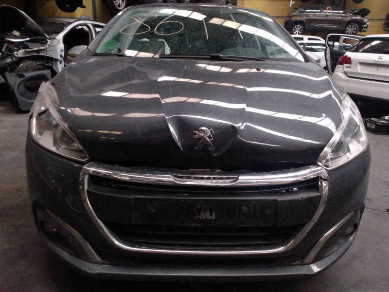 peugeot 208 del año 2016