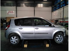 renault scenic ii del año 2003