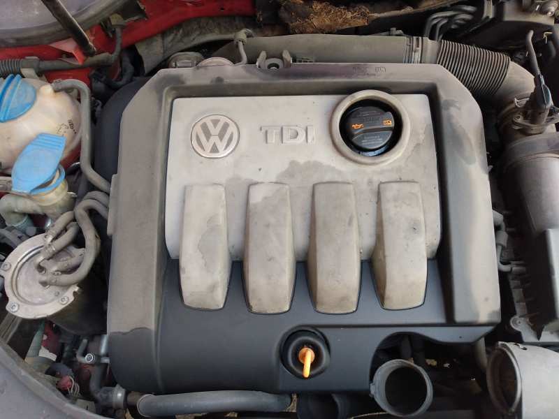 volkswagen golf v berlina (1k1) del año 2006