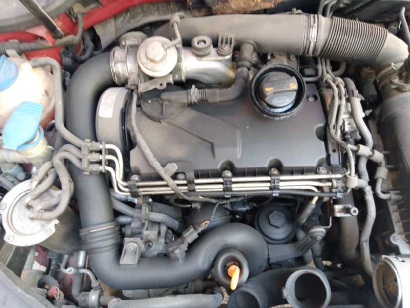 volkswagen golf v berlina (1k1) del año 2006