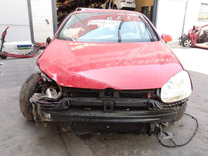 volkswagen golf v berlina (1k1) del año 2006